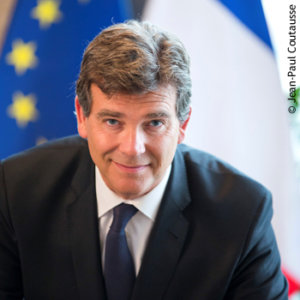 Petit déjeuner avec Arnaud MONTEBOURG Petit déjeuner avec Arnaud MONTEBOURG